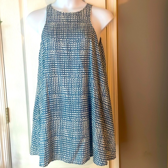 Velvet Heart Dresses & Skirts - Velvet Heart Sleeveless Swing Dress